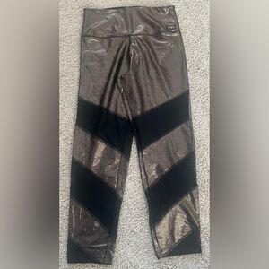 Victoria's Secret Pink Shine Ultimate Mesh Ankle Leggings Black Large NWT